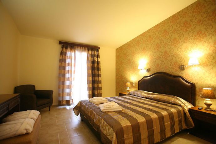 Imagen de la habitación del Hotel Tesoro, L&eacute;ucade. Foto 5