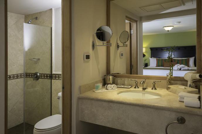 Imagen de la habitación del Hotel Tesoro Los Cabos. Foto 8