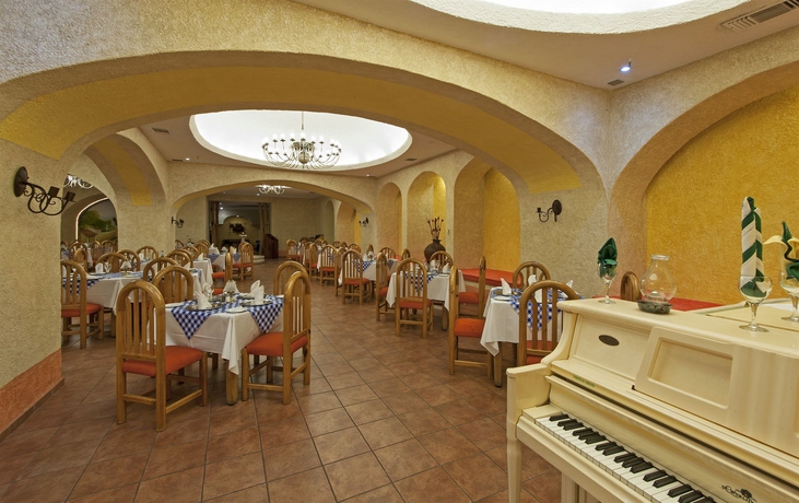 Imagen del bar/restaurante del Hotel Tesoro Manzanillo All Inclusive. Foto 6