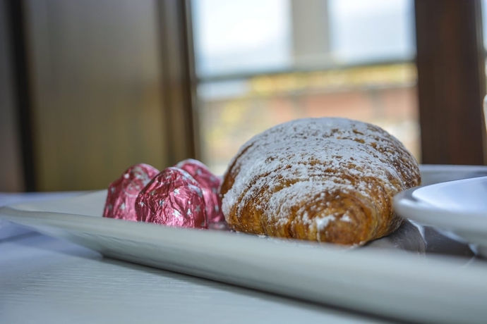Imagen de la habitación del Hotel Tesoro Pompeiano. Foto 18