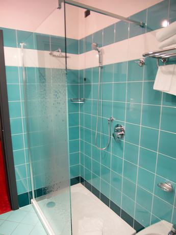 Imagen de la habitación del Hotel Tessarin. Foto 20