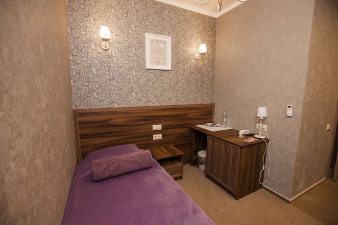 Imagen de la habitación del Hotel Teta Kropotkin. Foto 7