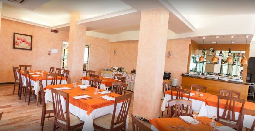 Imagen del bar/restaurante del Hotel Teti, Bellaria-Igea Marina. Foto 4