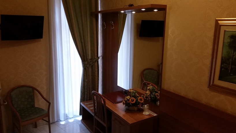 Imagen de la habitación del Hotel Teti, Termini. Foto 8