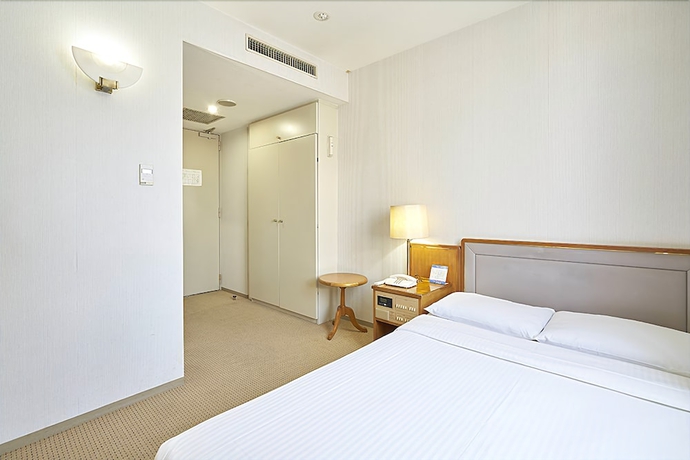 Imagen de la habitación del Hotel Tetoranze Makuhari Inagekaigan. Foto 7
