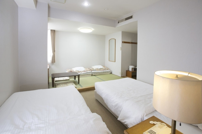 Imagen de la habitación del Hotel Tetoranze Makuhari Inagekaigan. Foto 9