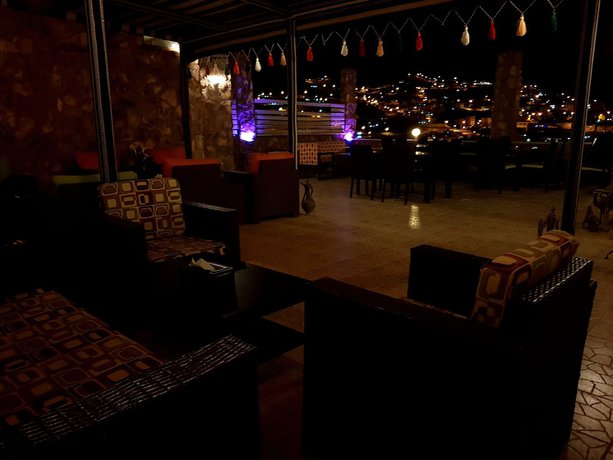 Imagen de los interiores del Hotel Tetra Tree, Wadi Musa. Foto 17