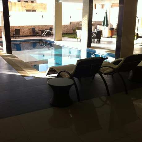 Imagen de la piscina del Hotel Tetra Tree, Wadi Musa. Foto 19
