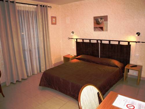 Imagen de la habitación del Hotel Tettola. Foto 4