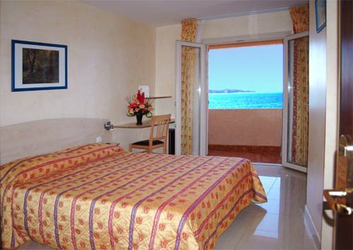 Imagen de la habitación del Hotel Tettola. Foto 9