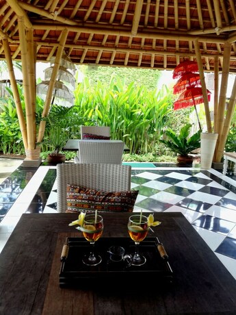 Imagen de los interiores del Hotel Tevana. Foto 27