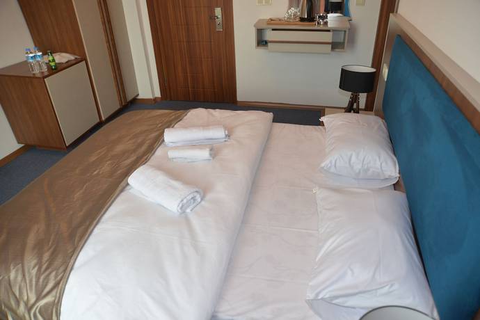 Imagen de la habitación del Hotel Tevetoglu. Foto 18