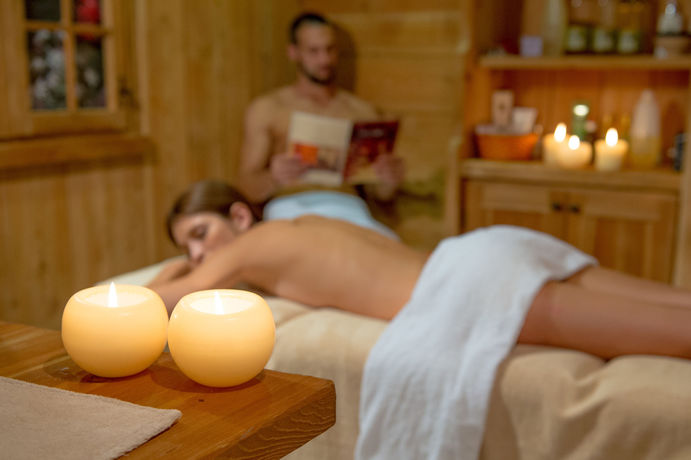 Imagen de la piscina del Hotel Tevini Dolomites Charming. Foto 16