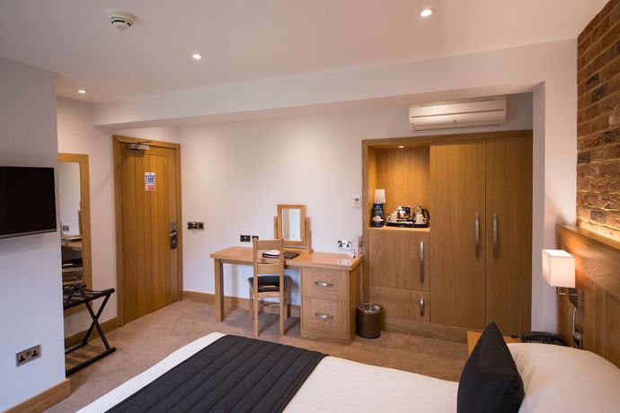 Imagen de la habitación del Hotel Tewinbury. Foto 4