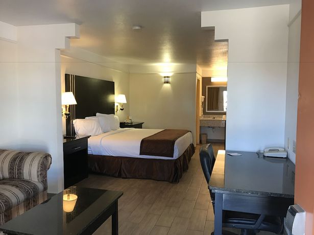 Imagen de la habitación del Hotel Texas Inn And Suites. Foto 14