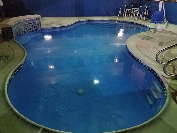 Imagen de la piscina del Hotel Texas Inn Downtown McAllen. Foto 20