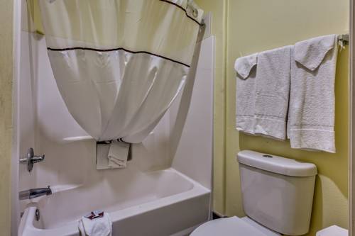 Imagen de la habitación del Hotel Texas Inn South Padre Island Airport. Foto 9