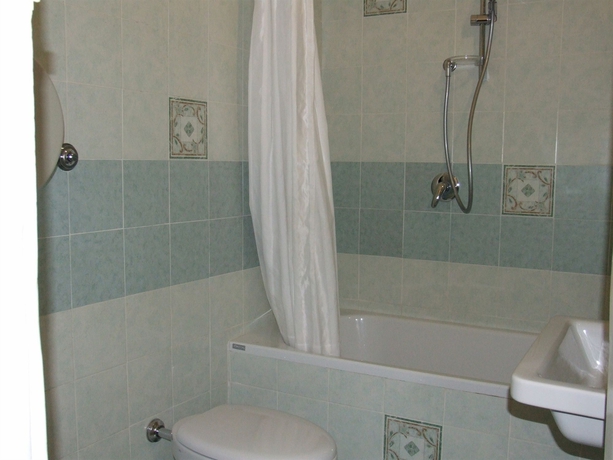 Imagen de la habitación del Hotel Texas, Via Veneto. Foto 7