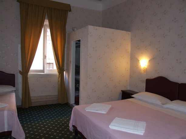 Imagen general del Hotel Texas, Via Veneto. Foto 2