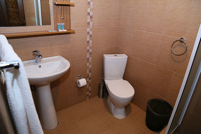 Imagen de la habitación del Hotel Tezh Ler Resort. Foto 5