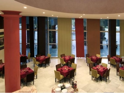 Imagen del bar/restaurante del Hotel Tghat Fès. Foto 3