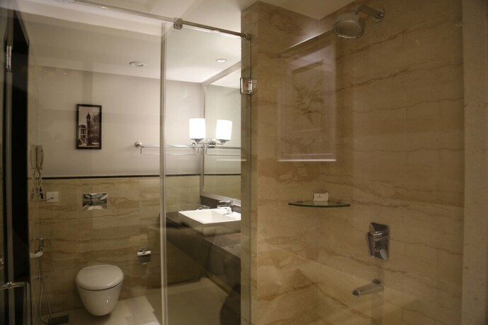 Imagen de la habitación del Hotel Tgi Grand Fortuna. Foto 25