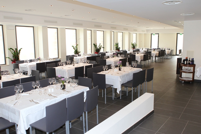 Imagen del bar/restaurante del Hotel Th Assisi - Cenacolo. Foto 4