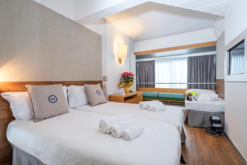 Imagen de la habitación del Hotel Th Marilleva. Foto 15