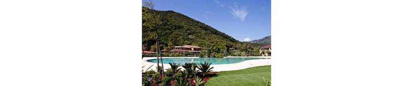 Imagen de la piscina del Hotel Th Ortano - Ortano Mare Village. Foto 18