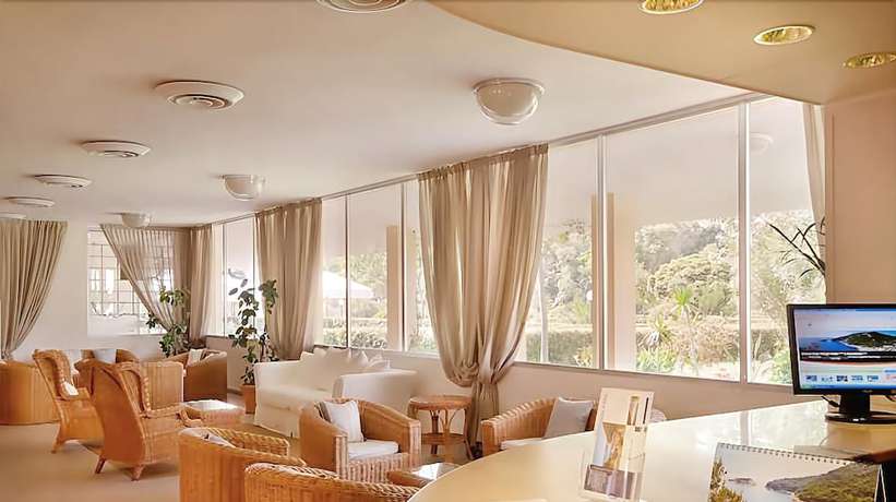 Imagen de los interiores del Hotel Th Ortano - Ortano Mare Village. Foto 16