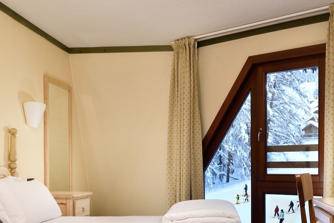 Imagen de la habitación del Hotel Th Pila. Foto 11