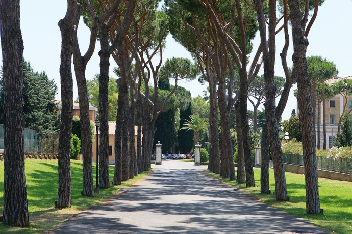 Imagen de los exteriores del Hotel Th Roma - Carpegna Palace. Foto 10