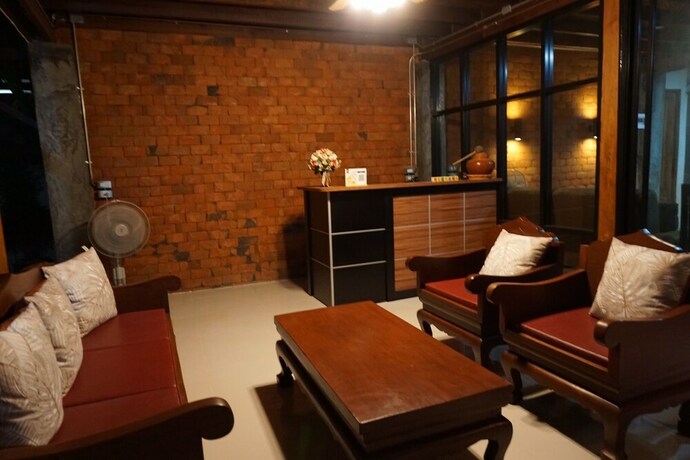 Imagen general del Hotel Tha Ma-o Bouteak Homestay. Foto 9