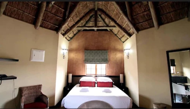 Imagen de la habitación del Hotel Thaba Bosiu Cultural Village. Foto 19