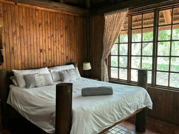 Imagen de la habitación del Hotel Thabankwe Bushveld Inn. Foto 19