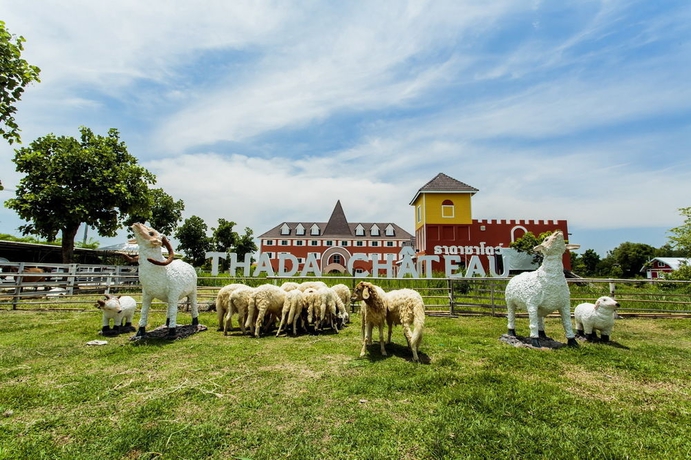 Imagen de los exteriores del Hotel Thada Chateau. Foto 8