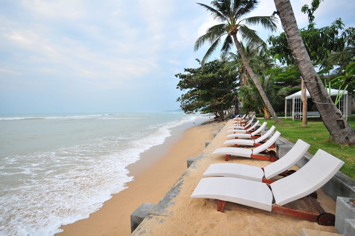 Imagen de los exteriores del Hotel Thai Fight. Foto 9