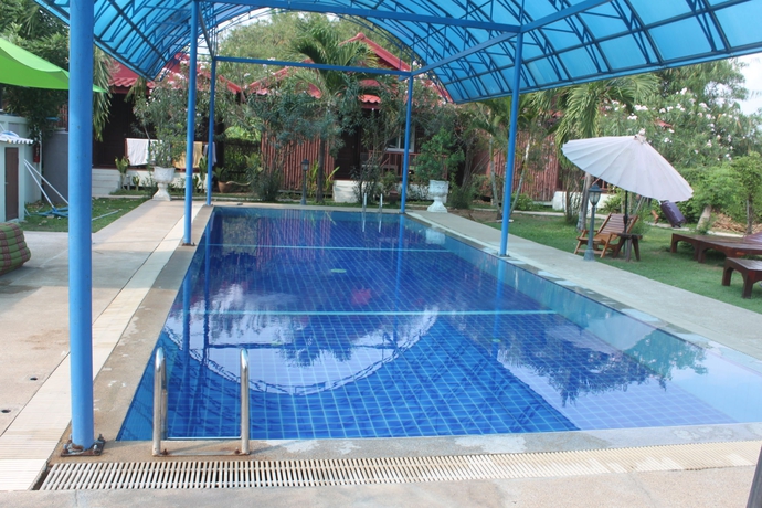Imagen de la piscina del Hotel Thai Garden Inn. Foto 15