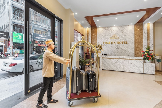 Imagen de los interiores del Hotel Thai Ha. Foto 11