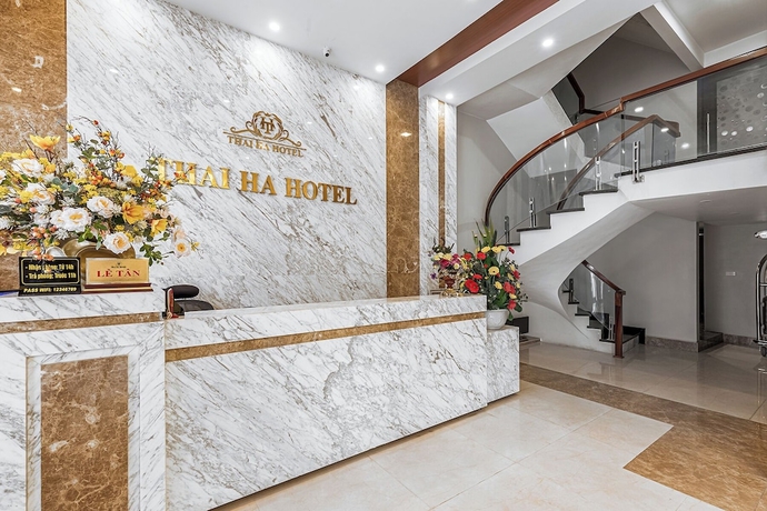 Imagen de los interiores del Hotel Thai Ha. Foto 13