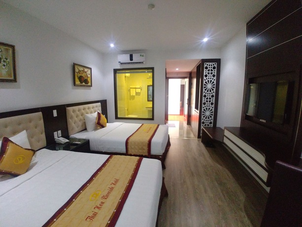 Imagen de la habitación del Hotel Thai Hoa Riverside. Foto 16