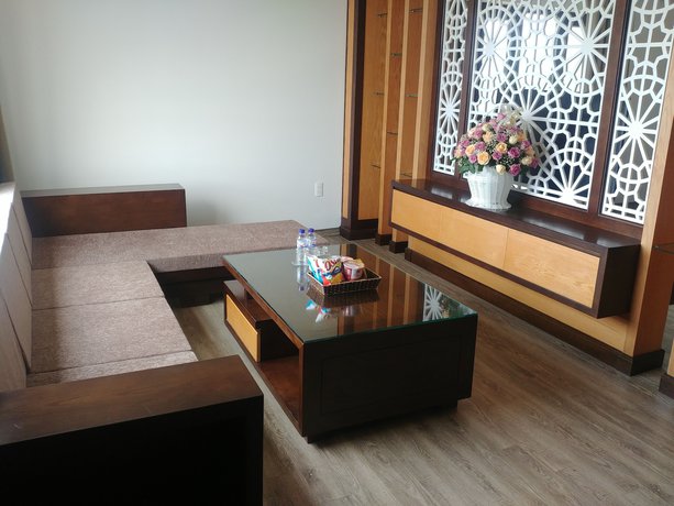 Imagen de la habitación del Hotel Thai Hoa Riverside. Foto 18