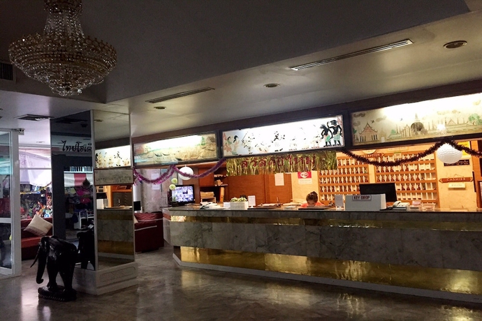 Imagen de los interiores del Hotel Thai Hotel. Foto 14