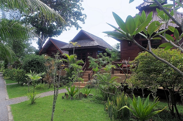 Imagen general del Hotel Thai House Beach Resort, KOH LANTA. Foto 1