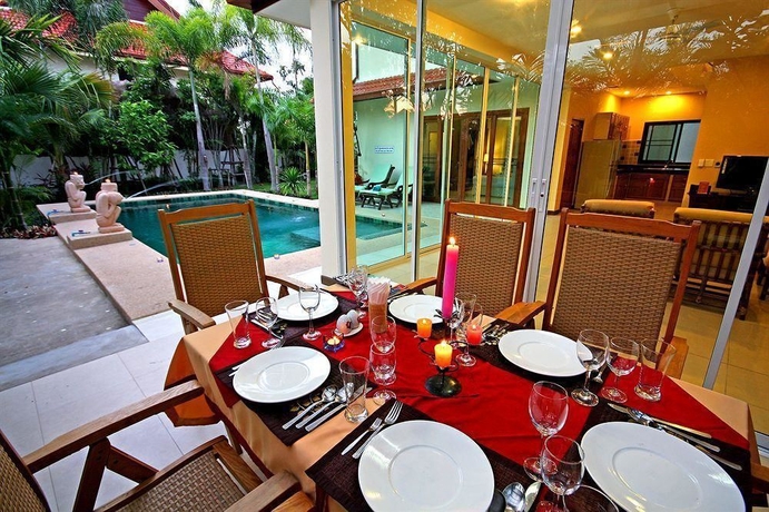 Imagen del bar/restaurante del Hotel Thai Thani Pool Villa Resort. Foto 1