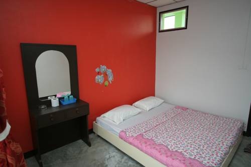 Imagen de la habitación del Hotel Thailand Guest House. Foto 7