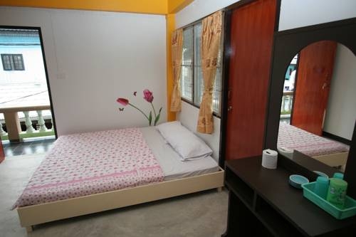 Imagen de la habitación del Hotel Thailand Guest House. Foto 11