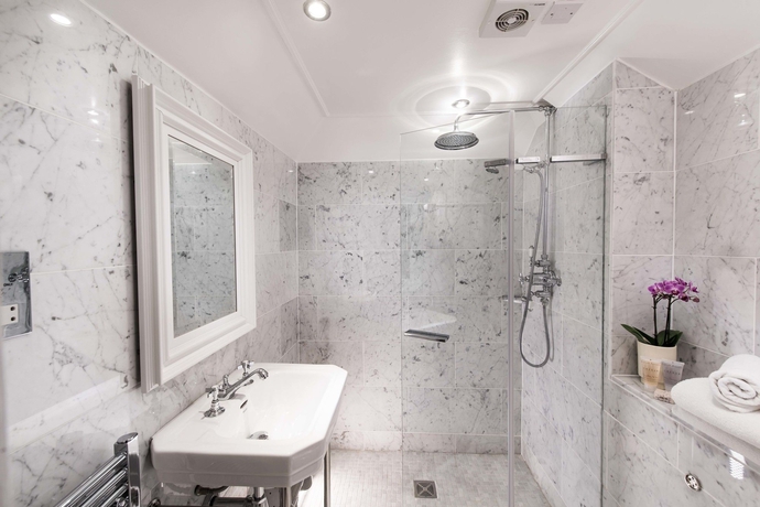 Imagen de la habitación del Hotel Thainstone House. Foto 8