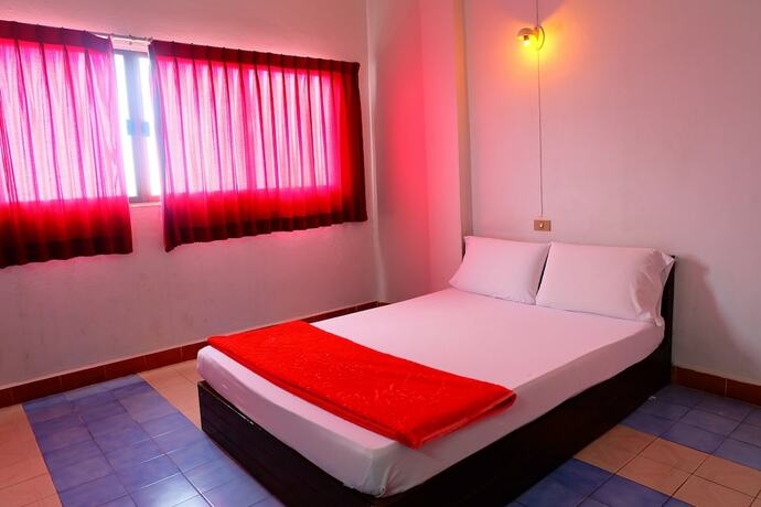 Imagen general del Hotel Thairungruang Backpackers Suratthani. Foto 17
