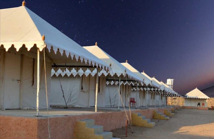 Imagen general del Hotel Thakur Ji Resort. Foto 4